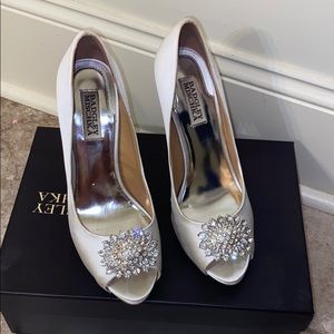Beautiful Badgley Mischka wedding shoes!